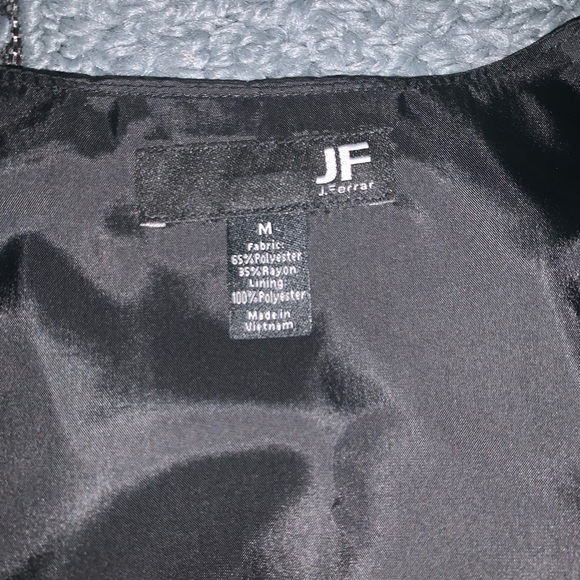 Vest - Picture 3 of 3